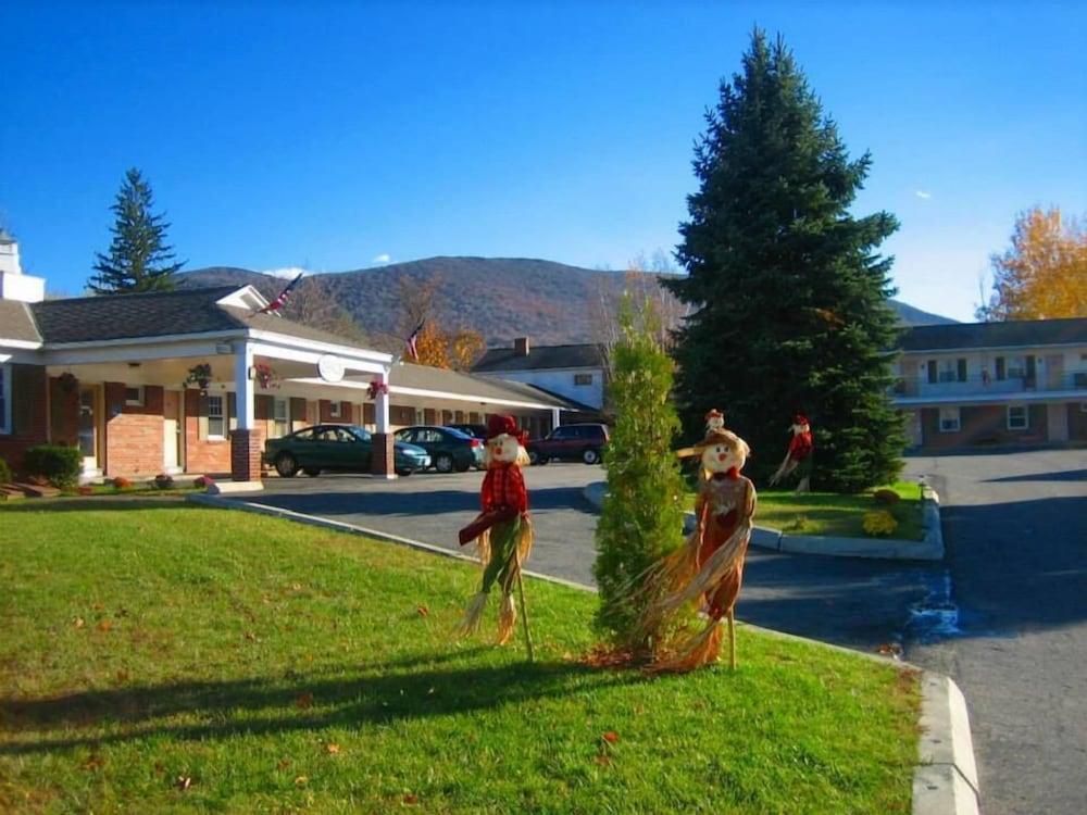 Howard Johnson By Wyndham Уилямстаун Екстериор снимка